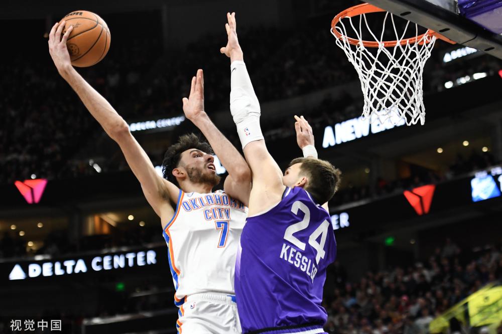 这位年轻的 这位年轻的